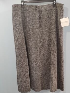 NWT Sag Harbor Gray Textured Midi Skirt Size 18